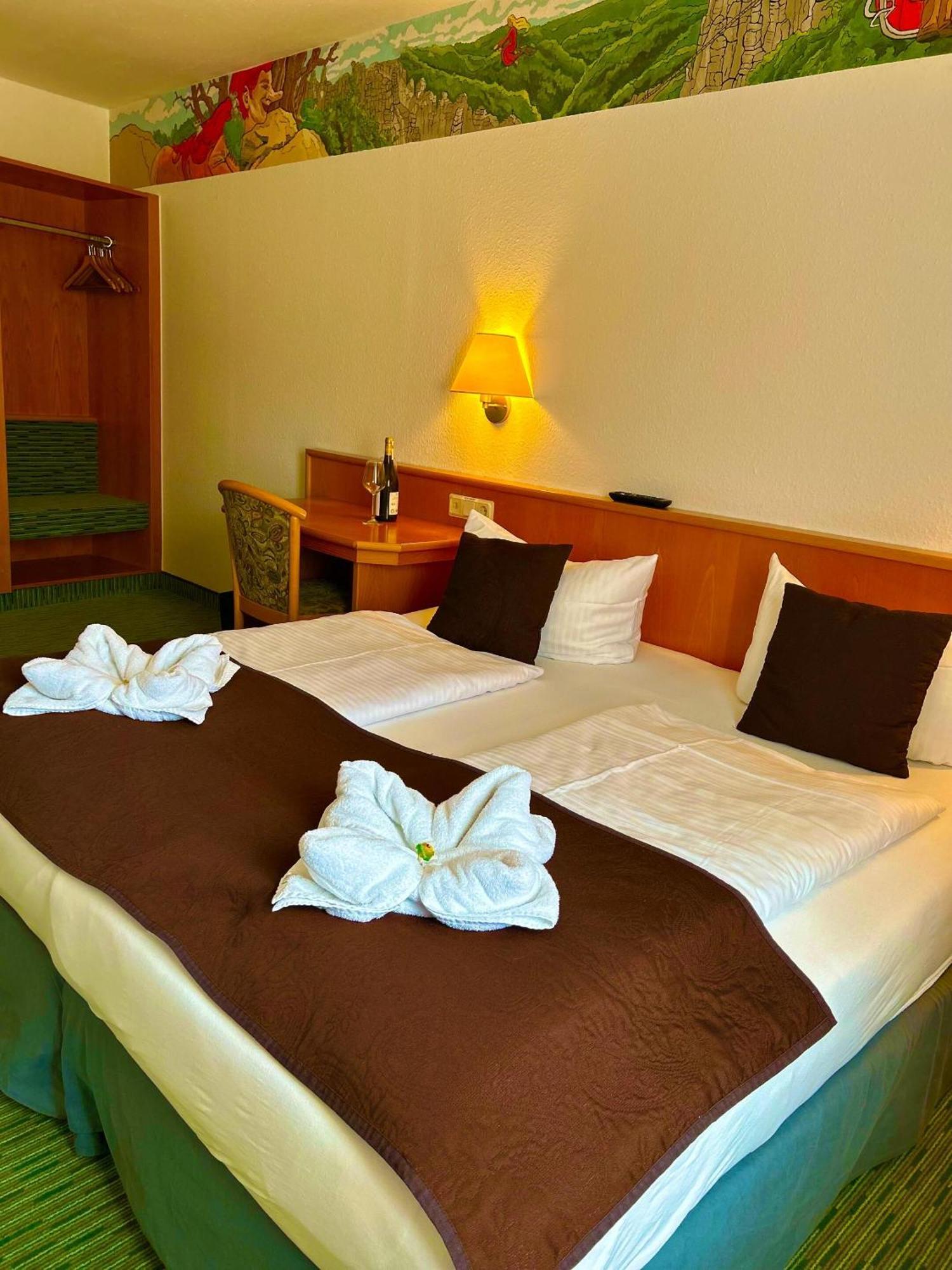 Hotel Domschatz Quedlinburg Bagian luar foto