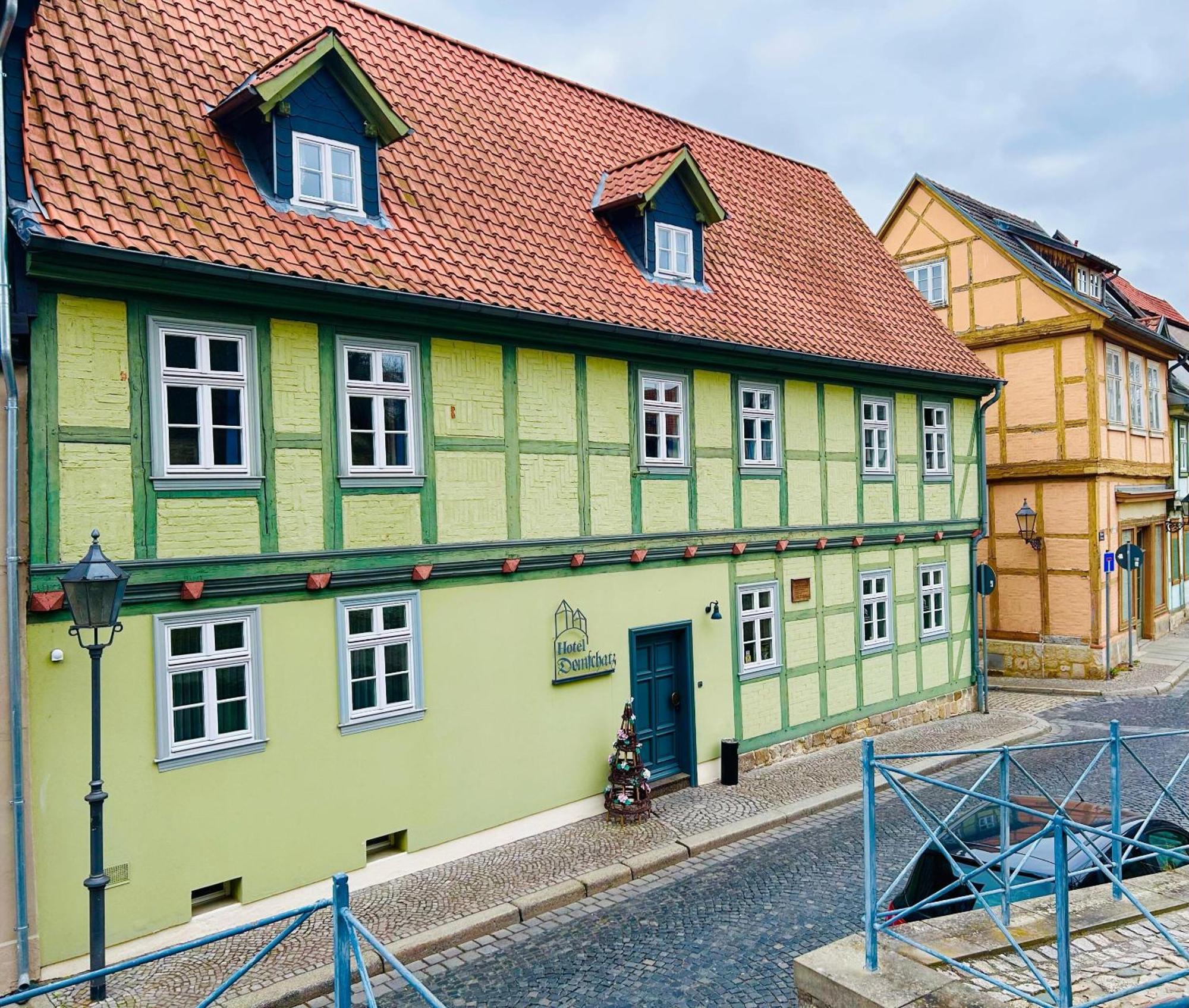 Hotel Domschatz Quedlinburg Bagian luar foto