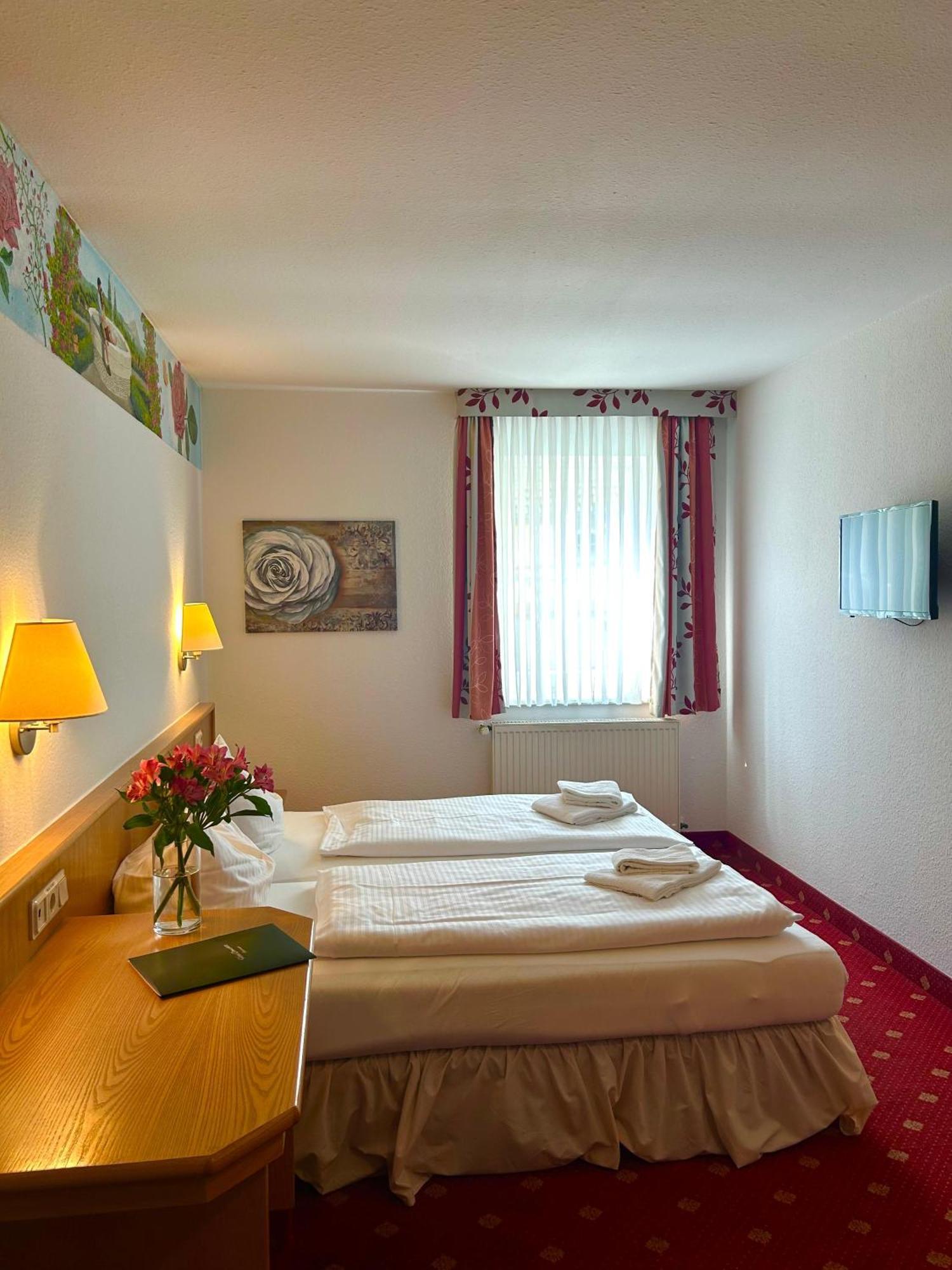 Hotel Domschatz Quedlinburg Bagian luar foto