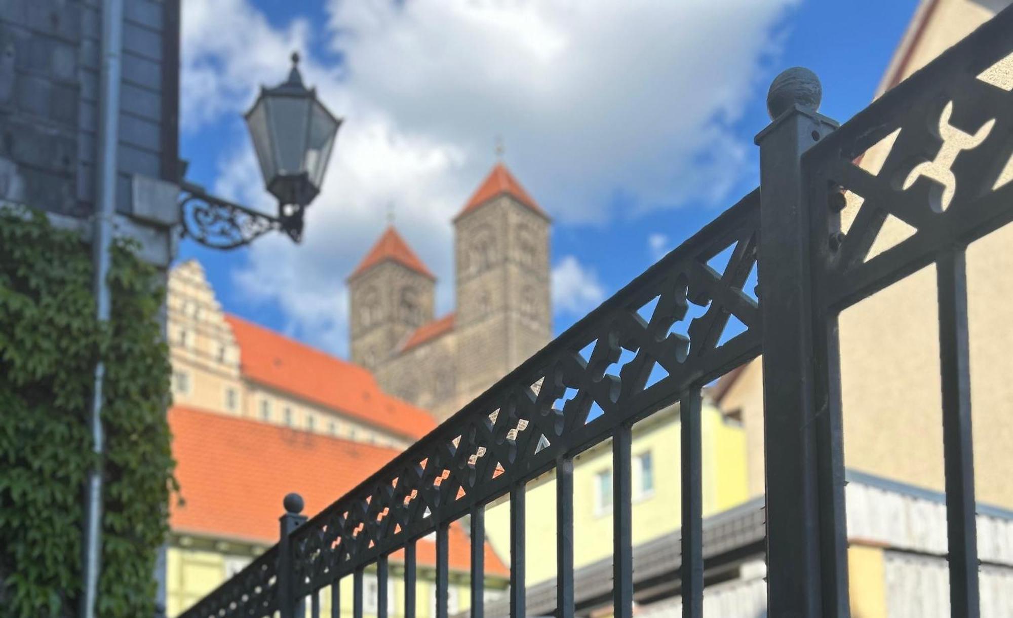 Hotel Domschatz Quedlinburg Bagian luar foto