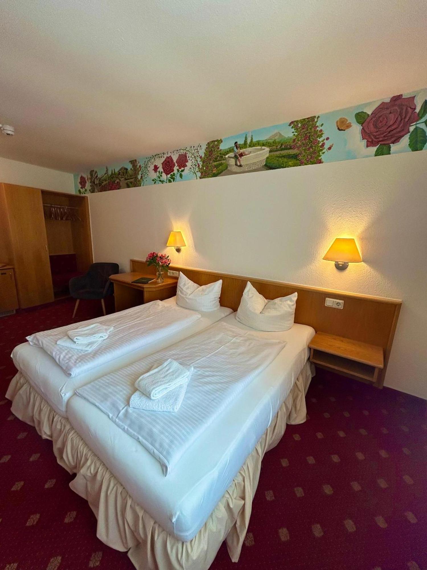 Hotel Domschatz Quedlinburg Bagian luar foto
