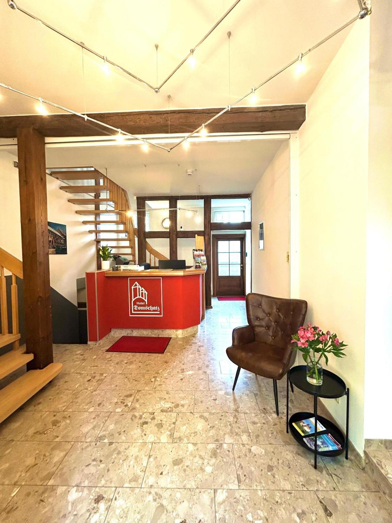 Hotel Domschatz Quedlinburg Bagian luar foto