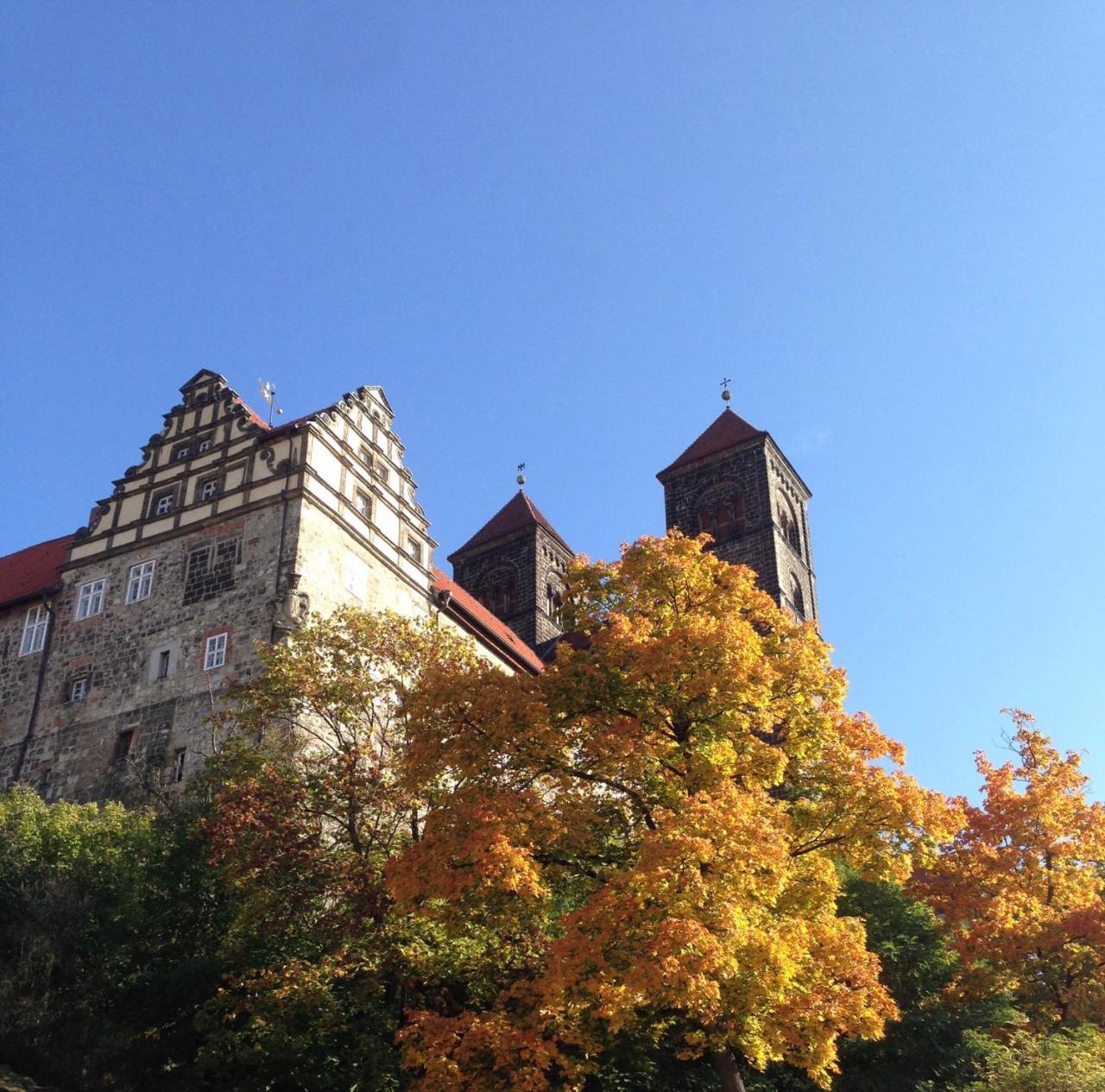 Hotel Domschatz Quedlinburg Bagian luar foto
